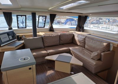Fountaine Pajot Saona 47 - Occasion - La Rochelle - Navigation - intérieur - Voile - Coque