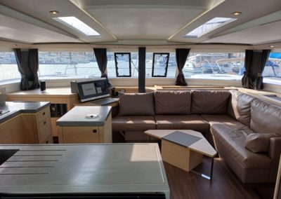 Fountaine Pajot Saona 47 - Occasion - La Rochelle - Navigation - intérieur - Voile - Coque