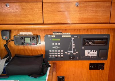Bavaria 30 Cruiser - 2006 - Neo Marine - Intérieur - Carré - Voile - Salon
