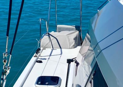 Nautitech 40 Open - 2022 - Neo Marine - Intérieur- Carré - Voile - Navigation - Salon - Cabine - Salle de bain - Cuisine