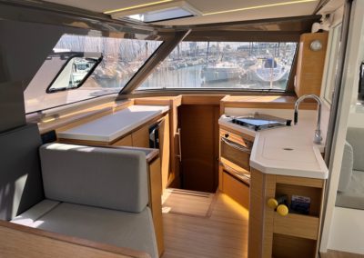 Nautitech 40 Open - 2020 - Neo Marine - Extérieur - Carré - Voile - Navigation - Salon - Cabine - Salle de bain