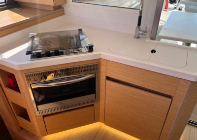 Nautitech 40 Open - 2020 - Neo Marine - Extérieur - Carré - Voile - Navigation - Salon - Cabine - Salle de bain