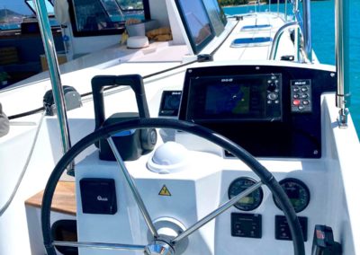 Nautitech 40 Open - 2022 - Neo Marine - Intérieur- Carré - Voile - Navigation - Salon - Cabine - Salle de bain - Cuisine