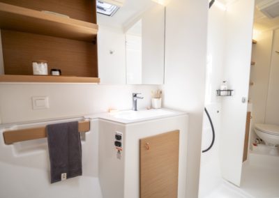 Excess 13 - Navigation - Intérieur - Salle de bain