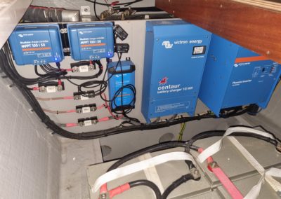 Installation Victron Energie by Neo Marine