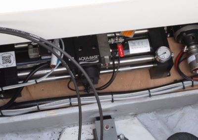 Dessalinisateur aquabase installé sur l'Excess 11 d'occasion en Martinique