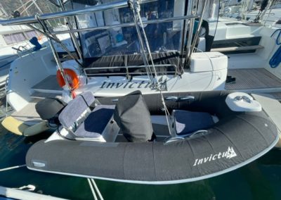 Lagoon 50 d'occasion chez Neo Marine, au mouillage