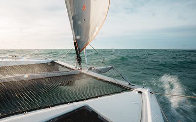 Préparer son catamaran pour une transatlantique : Les équipements à anticiper